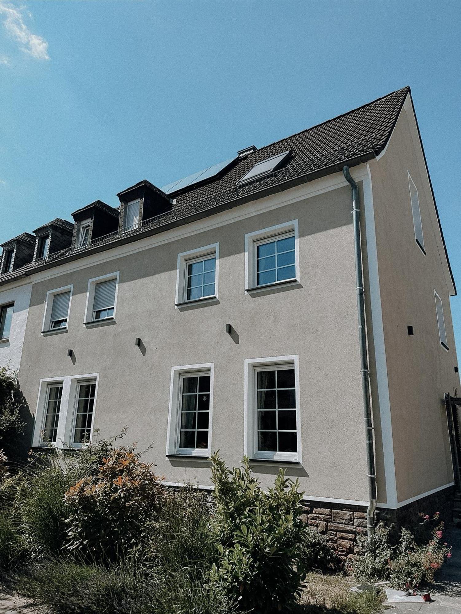 Stilvolles Gaestezimmer Mit Bad In Mechernich-zentrum Homestay Mechernich