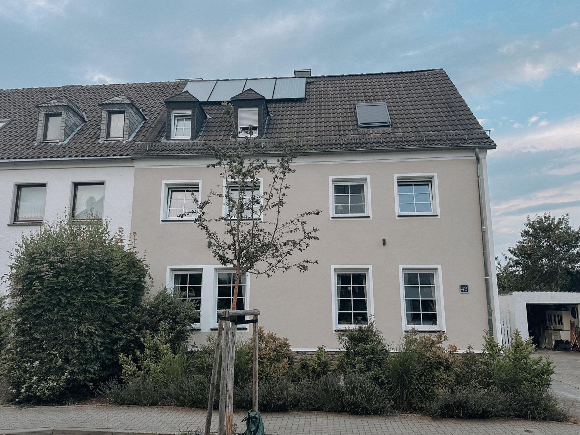 Stilvolles Gaestezimmer Mit Bad In Mechernich-zentrum *